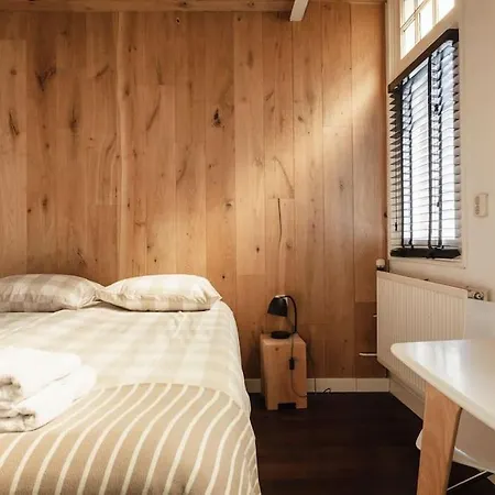 New! Private Authentic In Centre!